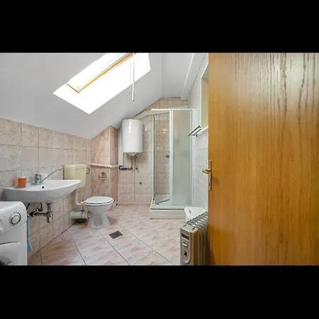 Annaleah Appartamento *